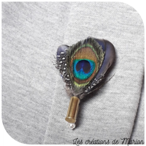 Boutonnière en plume